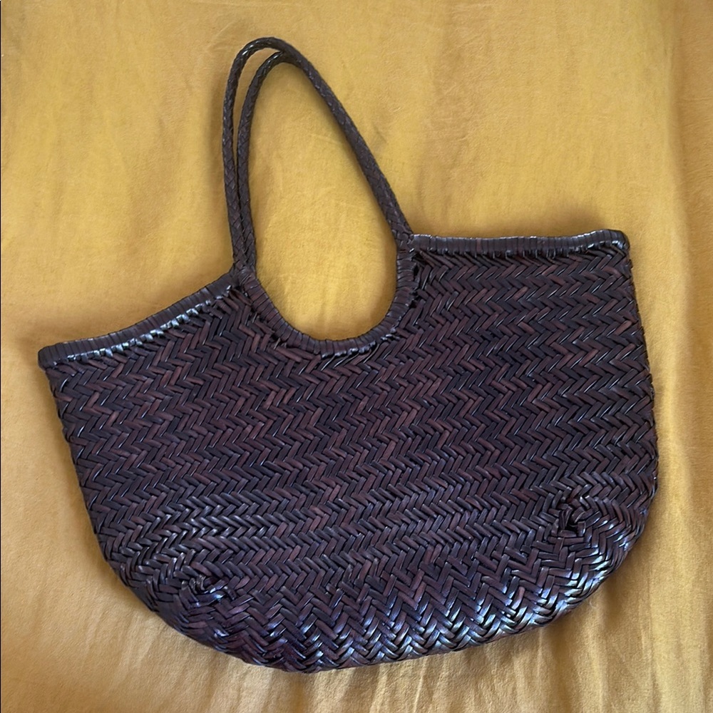 Dragon Diffusion Nantucket Tote